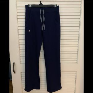 Figs Kade Cargo Navy Scrub pants XXS